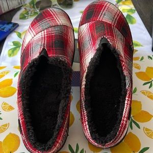 COPY - Mens Toms slippers. Red White Black Plaid Toms house slippers size 11.Me…